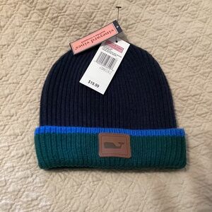 Vineyard vines new with tags hat one size kids fits better as a small to medium